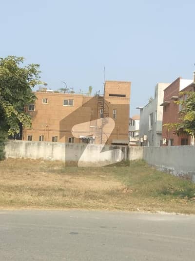 1 Kanal Plot Urgent For Sale In DHA Phase 7 Block Q Plot No 260 Prime Location
