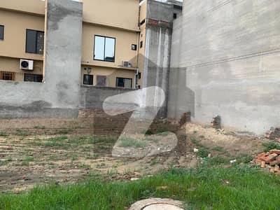 پارک ویو سٹی لاہور میں 5 مرلہ رہائشی پلاٹ 40.0 لاکھ میں برائے فروخت۔