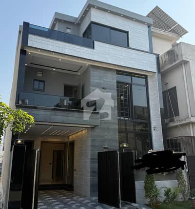 5 Marla Corner Luxury House For Sale In Park View City, Lahore