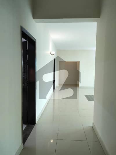 Stunning Location 10 Marla 3 Bed Flat On 2nd Floor For Sale In Askari 11 Lahore
