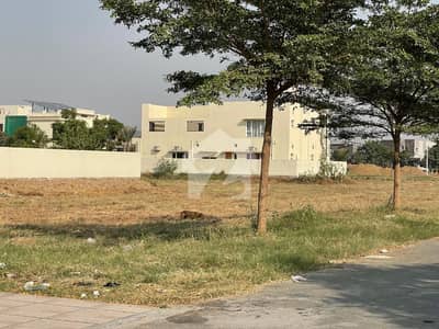 U Block 1 Kanal Plot Available Ideal Location For Sale