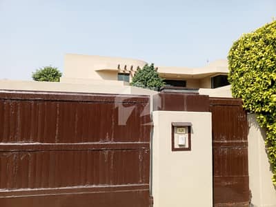 ڈی ایچ اے فیز 3 ڈیفنس (ڈی ایچ اے),لاہور میں 3 کمروں کا 1 کنال بالائی پورشن 1.7 لاکھ میں کرایہ پر دستیاب ہے۔