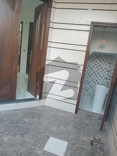 3 MARLA LUXARY HOUSE IN ETTHAD TOWN PHASE 1 FACING PARK