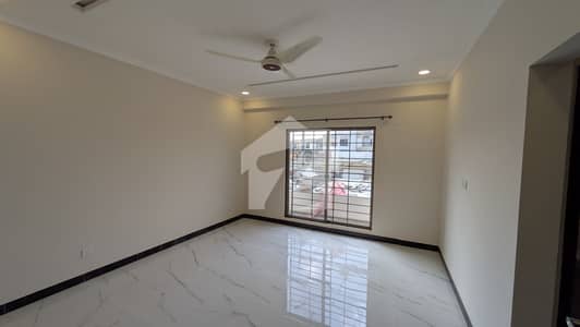 عسکری 6 ملیر کنٹونمنٹ,کینٹ,کراچی میں 4 کمروں کا 13 مرلہ فلیٹ 1.2 لاکھ میں کرایہ پر دستیاب ہے۔