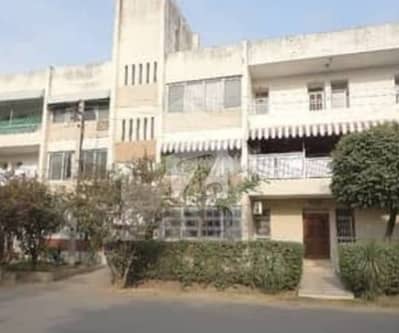 عسکری 4 راولپنڈی میں 3 کمروں کا 10 مرلہ فلیٹ 3.1 کروڑ میں برائے فروخت۔ عسکری 4 راولپنڈی میں 3 کمروں کا 10 مرلہ فلیٹ 3.1 کروڑ میں برائے فروخت۔