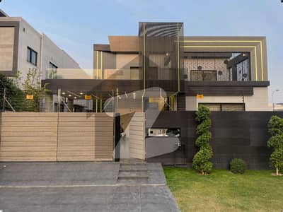 1 KANAL ELEGANT SUPER HOT LOCATED BUNGALOW IS AVAILABLE IN THE BEST BLOCK OF DHA LAHORE.