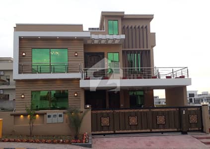 1 Kanal Double Storey With Basement A+ Constructed House Available For Sale. .