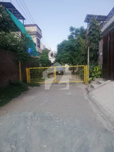 علامہ اقبال ٹاؤن ۔ کریم بلاک علامہ اقبال ٹاؤن,لاہور میں 10 مرلہ رہائشی پلاٹ 3.69 کروڑ میں برائے فروخت۔ علامہ اقبال ٹاؤن ۔ کریم بلاک علامہ اقبال ٹاؤن,لاہور میں 10 مرلہ رہائشی پلاٹ 3.69 کروڑ میں برائے فروخت۔