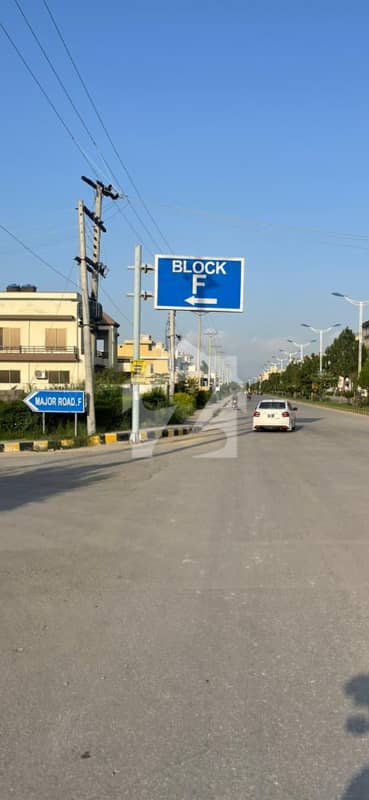 1 kinal plot for sale in new city phase 2 wahcantt mean GT road taxla