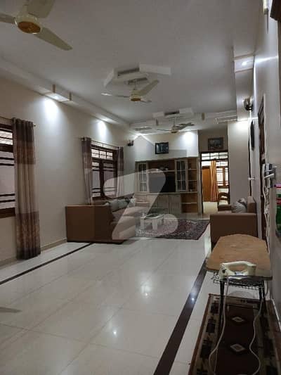 400 yard beautiful banglow for sale prime location