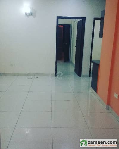 Out Class 3 Bedrooms Apartment Is Available For Rent
