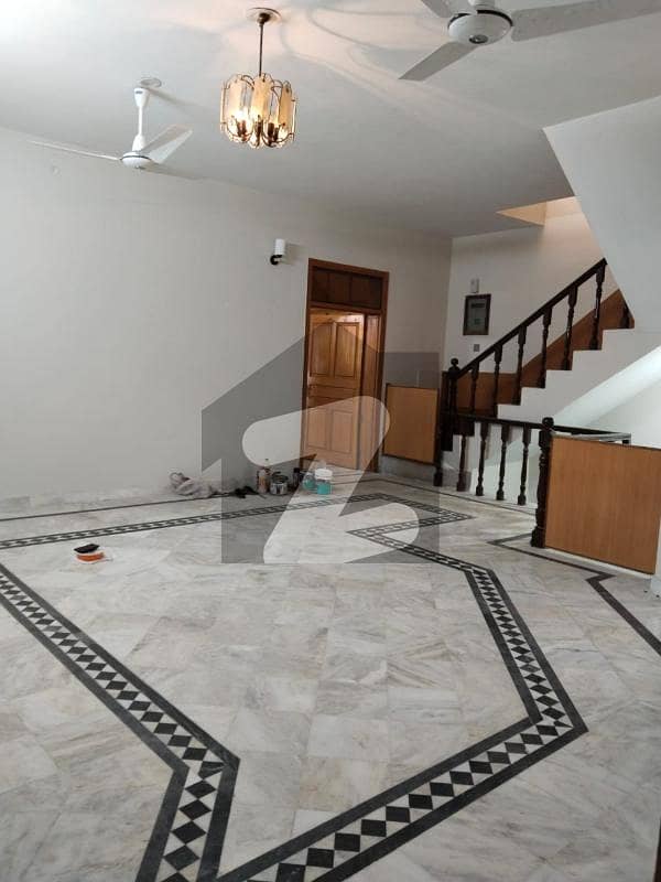 Upper Portion For Rent In Rs. 180000 Upper Portion For Rent In Rs. 180000