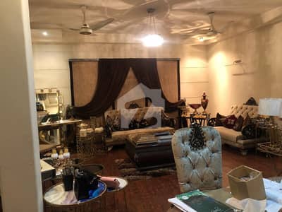 ڈی ایچ اے فیز 4 ڈیفنس (ڈی ایچ اے),لاہور میں 5 کمروں کا 1 کنال مکان 7.5 کروڑ میں برائے فروخت۔