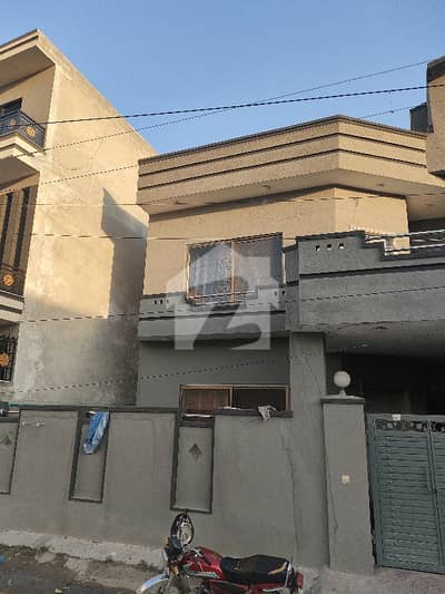 نیو لالہ زار راولپنڈی میں 6 کمروں کا 9 مرلہ مکان 2.75 کروڑ میں برائے فروخت۔ نیو لالہ زار راولپنڈی میں 6 کمروں کا 9 مرلہ مکان 2.75 کروڑ میں برائے فروخت۔