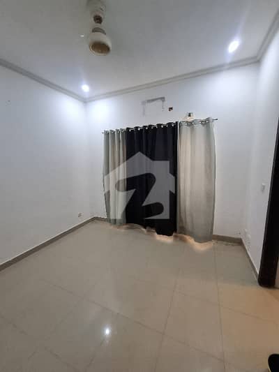 5 Marla Ground Floor Flat For Sale