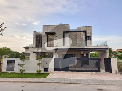 1 Kanal Brand New Aesthetic Designer House Up For Sale