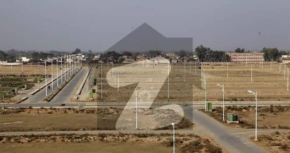 1 KANAL PLOT AT 100FT WIDE ROAD BEST FOR BUILDERS AND FAMILIES