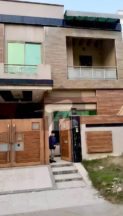 5 Marla House For Rent In A Block. Hot Location