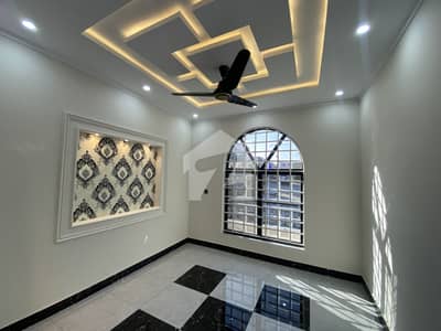 25*50 (5Marla) Brand New House For Sale G-14-4   Owner Built House (70 feet wide street)