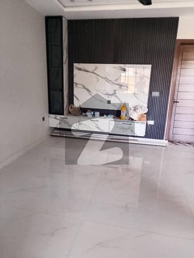 7 MARLA BRAND NEW DOUBLE STOREY HOUSE FOR RENT IN JINNAH GARDEN