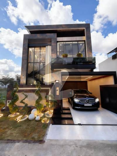 Hot Deal! 5 Marla Beautiful Bungalow in DHA 5