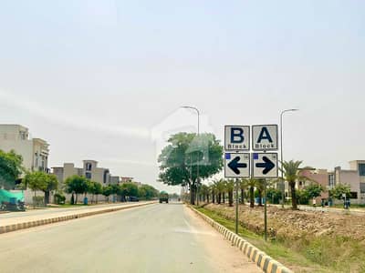 ڈی ایچ اے 9 ٹاؤن ۔ بلاک اے ڈی ایچ اے 9 ٹاؤن,ڈیفنس (ڈی ایچ اے),لاہور میں 10 مرلہ رہائشی پلاٹ 2.9 کروڑ میں برائے فروخت۔ ڈی ایچ اے 9 ٹاؤن ۔ بلاک اے ڈی ایچ اے 9 ٹاؤن,ڈیفنس (ڈی ایچ اے),لاہور میں 10 مرلہ رہائشی پلاٹ 2.9 کروڑ میں برائے فروخت۔