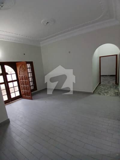 500 Yards 3 Bedrooms Lower Portion For Rent