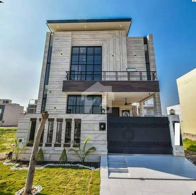5 MARLA ELEGANT AND FULLY FURNISHED SUPER HOT LOCATED BUNGALOW IS AVAILABLE IN THE BEST BLOCK OF DHA LAHORE.