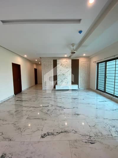 3-Bed Unfurnished Apartment Available For Rent In Askari 11