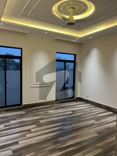 10 Marla Brand New Modern House For Sale