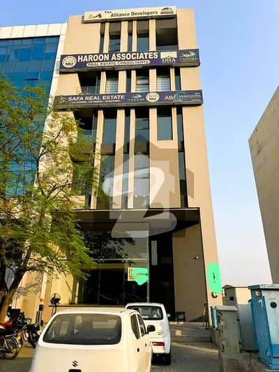 ڈی ایچ اے فیز 5 ڈیفنس (ڈی ایچ اے),لاہور میں 4 مرلہ Studio دفتر 55.0 ہزار میں کرایہ پر دستیاب ہے۔