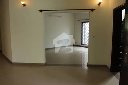 5 Bedroom House Available For Sale In Askari 14