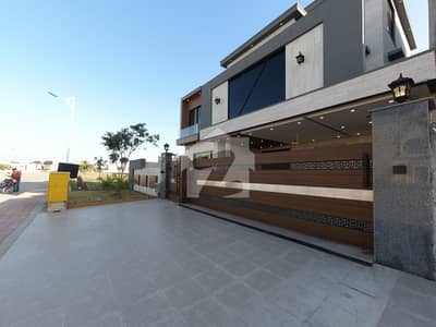 1 Kanal Brand New Luxury House for Sale