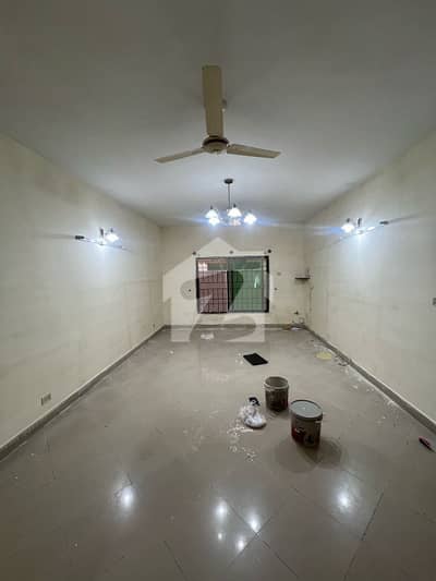 3 Bedroom SD House Available For Rent In Askari 14