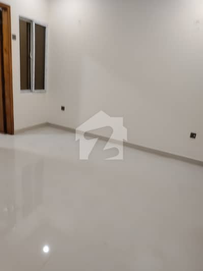 پی ای سی ایچ ایس بلاک 6 پی ای سی ایچ ایس,جمشید ٹاؤن,کراچی میں 3 کمروں کا 8 مرلہ زیریں پورشن 2.75 کروڑ میں برائے فروخت۔