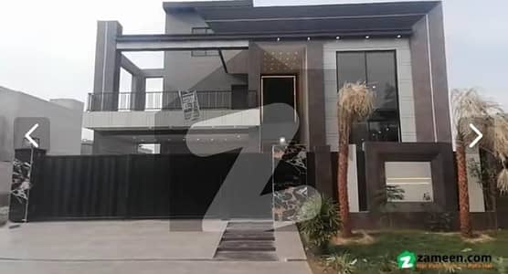 پی جی ای سی ایچ ایس فیز 2 پنجاب گورنمنٹ ایمپلائیز سوسائٹی,لاہور میں 7 کمروں کا 1 کنال مکان 6.4 کروڑ میں برائے فروخت۔