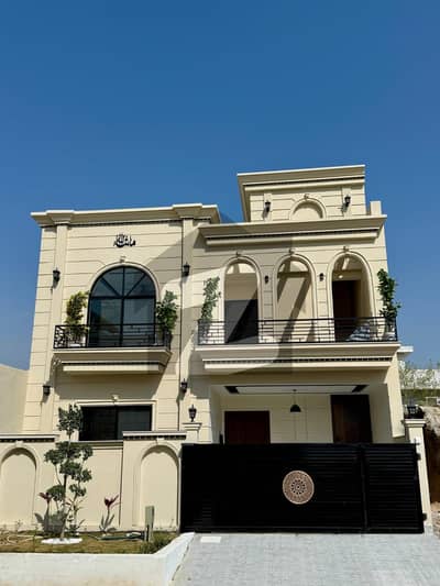 8 Marla Designer House @4.15Cr In Sector B17 Islamabad.