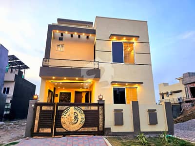 High Quality 5 Marla House At Investor Price High Quality 5 Marla House At Investor Price