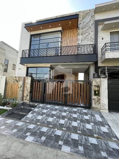 5 Marla Brand New Luxury House For Rent