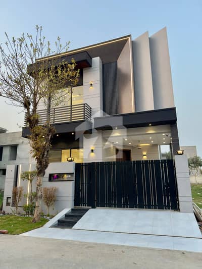 5 Marla Elegant House For SALE in DHA PHASE TOWN 5 Marla Elegant House For SALE in DHA PHASE TOWN