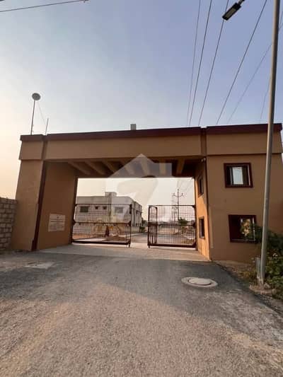 Urgent Plots For Sale Aligarh Main 150feet Road In Boundary Available Corner Plot