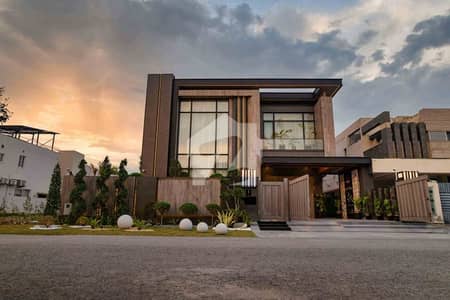 1 KANAL BRAND NEW LUXUARIOUS ULTRA MODERN DESIGNER HOUSE FOR SALE