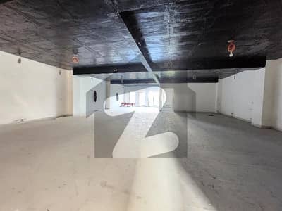 1 Kanal Hall Available For Rent