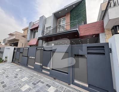1 Kanal Brand New Double Unit House