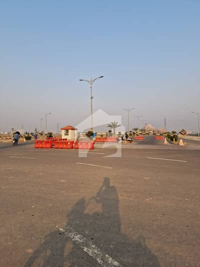 On Excellent Location 3 Marla Residential Plot In New Lahore City - Phase 4 Is Available
