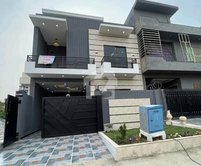 House Of 1250 Square Feet Is Available For sale