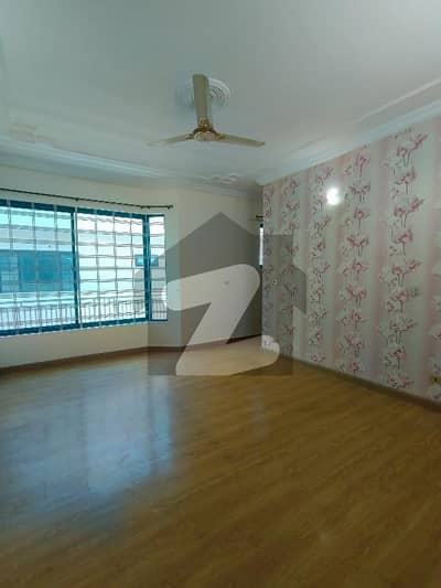 F-11 Such A Amazing Location What A Outstanding Upper Portion For Rent