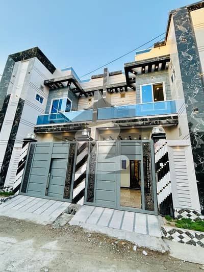 Prime Location 4 Marla House Situated In Green Cottages For sale