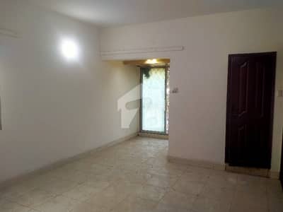 2 Bed D/D Flat For Sale Location: Bahadurabad 2 Bed D/D Flat For Sale Location: Bahadurabad