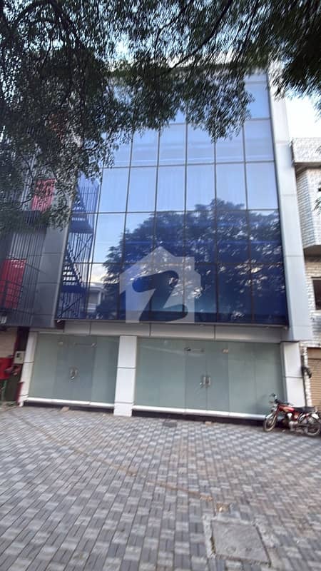 Stunning And Affordable Building Available For Rent In G-8 Stunning And Affordable Building Available For Rent In G-8